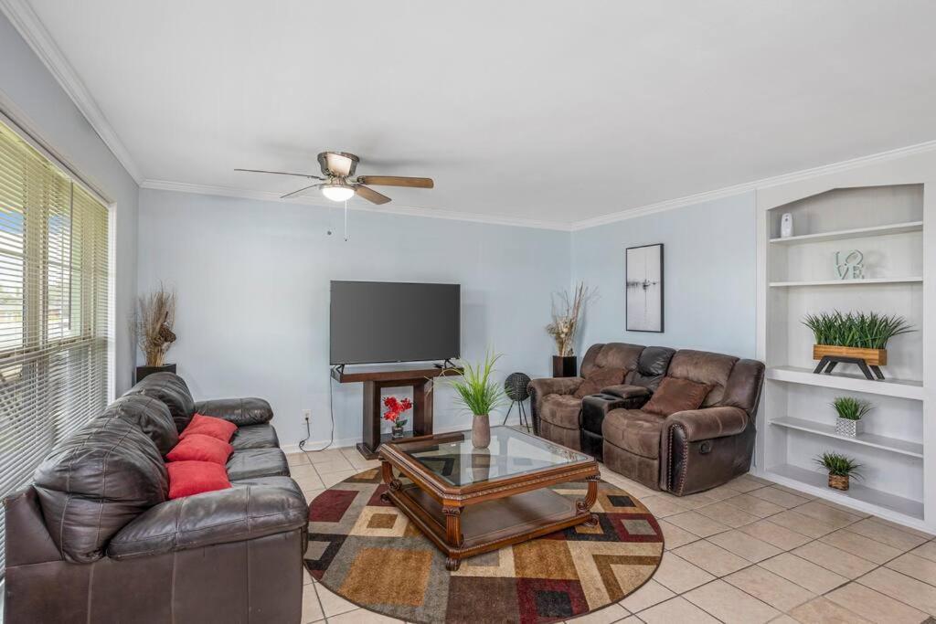 Quiet Apartment In Iowa, La ภายนอก รูปภาพ